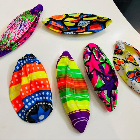 Bouncy Stress Reliever Fun Play Led Rubber Balls for Kids - Picture 5 of 7